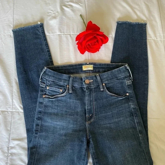 Mother the looker ankle fray in girl crush - Picture 8 of 13